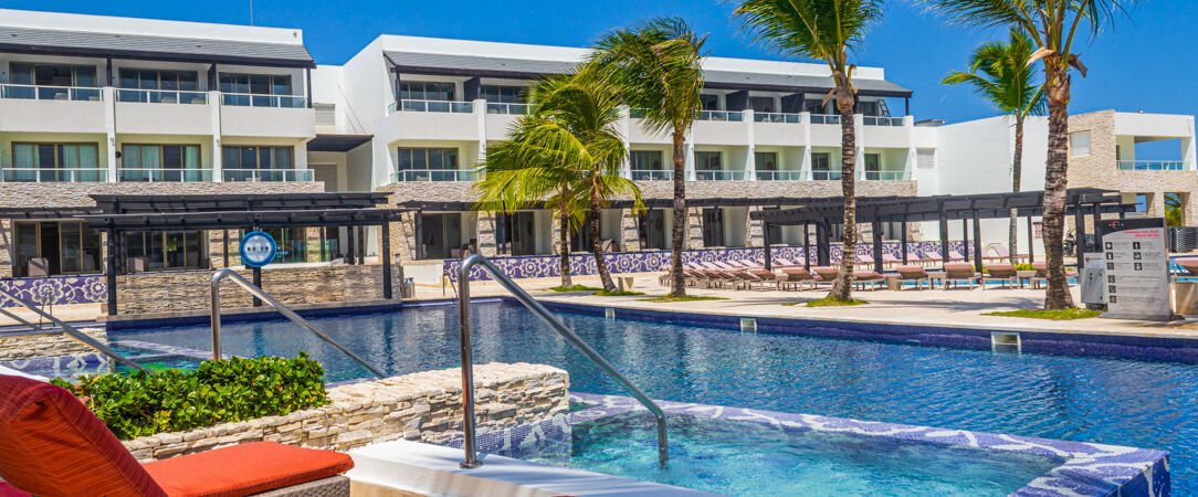 Royalton CHIC Punta Cana ★★★★★ - Une échappée luxueuse sur les plages dorées de Punta Cana. - Punta Cana, République Dominicaine