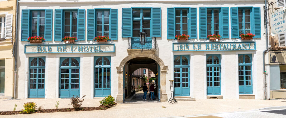 Hôtel de la Poste ★★★★ - Charme feutré et élégance discrète dans le centre historique d’Avallon, au cœur de l’Yonne. - Bourgogne, France