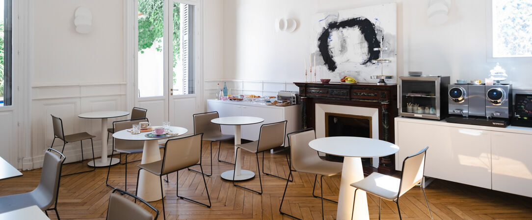 Hôtel Particulier Béziers ★★★★ - Une maison raffinée et intime au cœur de Béziers, entre charme, jardin et douceur de vivre. - Béziers, France