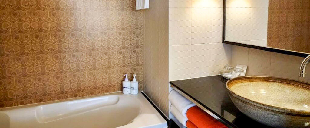 Diamond Cottage Resort & Spa ★★★★ - Séjour paisible entre plages et collines verdoyantes, au sud de Phuket. - Phuket, Thailand