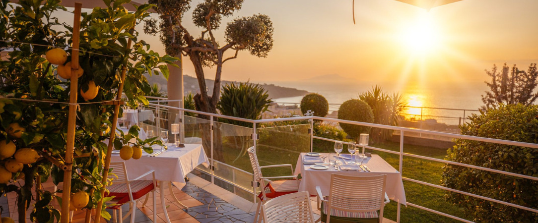 Art Hotel Gran Paradiso ★★★★ - Une adresse arty pleine de douceur avec une vue magnifique sur la baie de Naples. - Sorrente, Italie