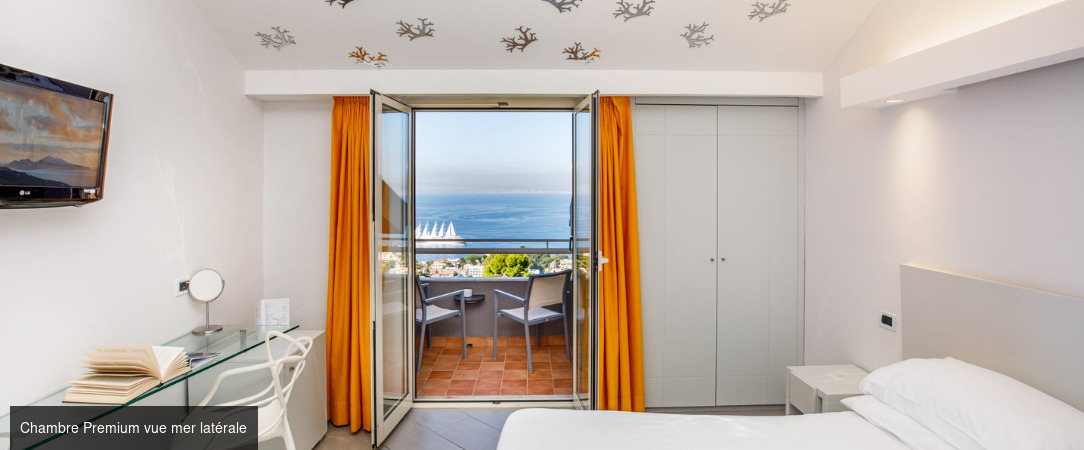 Art Hotel Gran Paradiso ★★★★ - Une adresse arty pleine de douceur avec une vue magnifique sur la baie de Naples. - Sorrente, Italie
