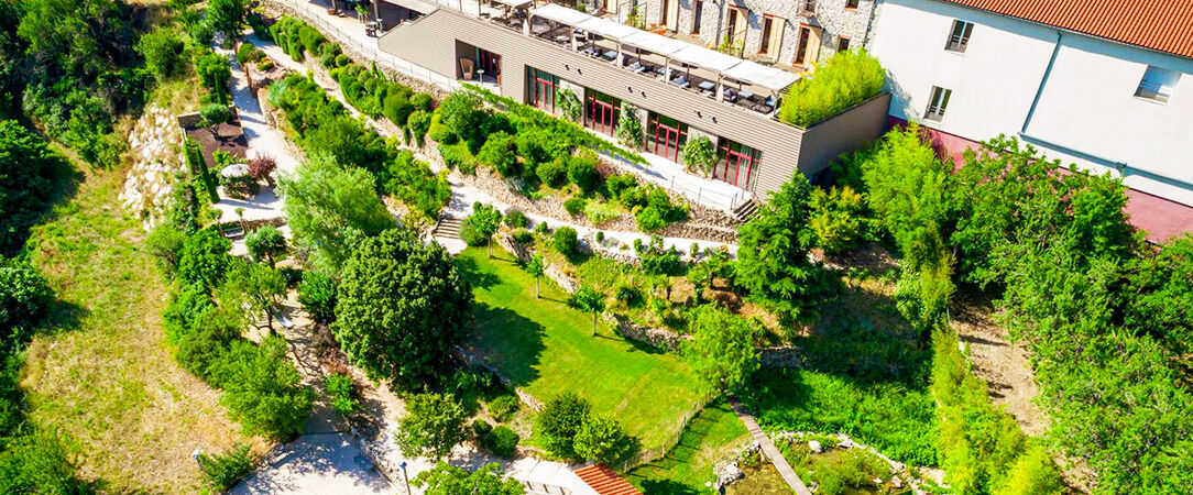 The Domaine Riberach ★★★★ - Mountain serenity and gourmet delights in Languedoc-Roussillon. - Pyrenees-Orientales, France