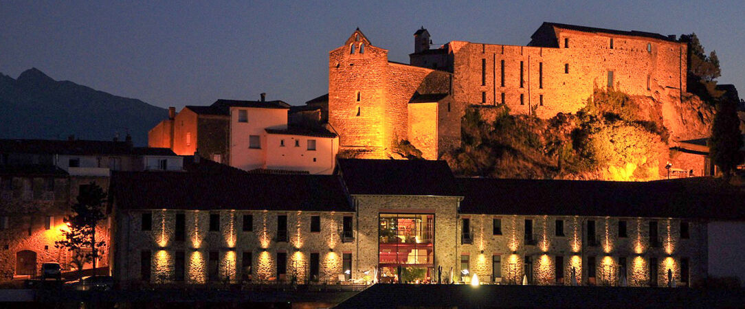 The Domaine Riberach ★★★★ - Mountain serenity and gourmet delights in Languedoc-Roussillon. - Pyrenees-Orientales, France