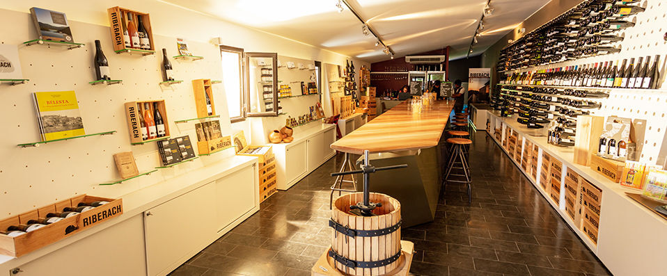 The Domaine Riberach ★★★★ - Mountain serenity and gourmet delights in Languedoc-Roussillon. - Pyrenees-Orientales, France