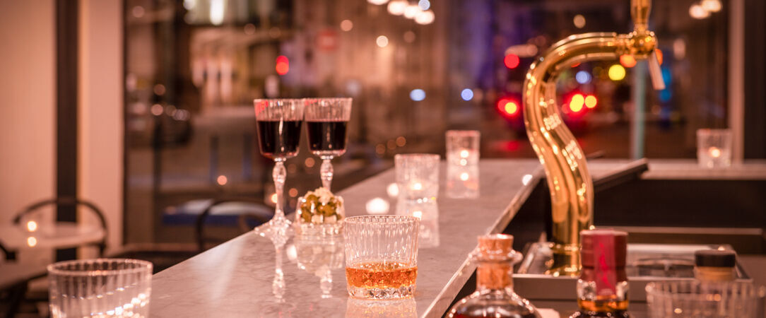 LABE Hôtel Tours Centre Gare ★★★★ - A new-generation hotel in the heart of Tours – creative, vibrant, and committed. - Tours, France