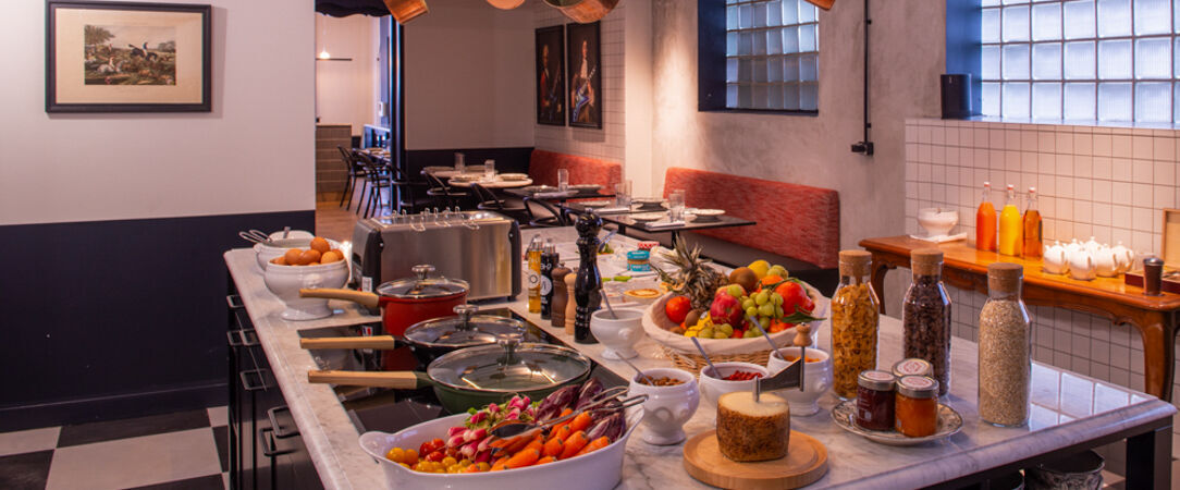 LABE Hôtel Tours Centre Gare ★★★★ - A new-generation hotel in the heart of Tours – creative, vibrant, and committed. - Tours, France