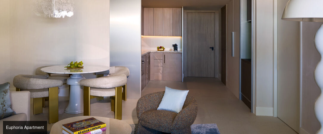 SLS Barcelona ★★★★★ - Luxe vibrant et design audacieux face à la Méditerranée. - Barcelona, Spain