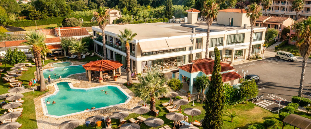 Robolla Beach Aparthotel ★★★★ - Séjour méditerranéen authentique sur la côte nord de Corfou. - Corfou, Grèce
