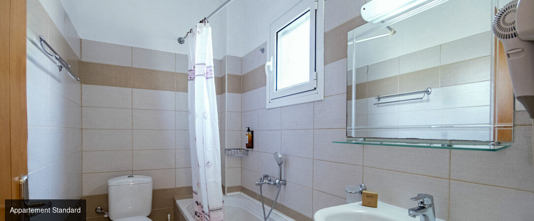 Robolla Beach Aparthotel ★★★★ - Séjour méditerranéen authentique sur la côte nord de Corfou. - Corfou, Grèce