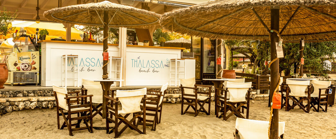 Robolla Beach Aparthotel ★★★★ - Séjour méditerranéen authentique sur la côte nord de Corfou. - Corfou, Grèce