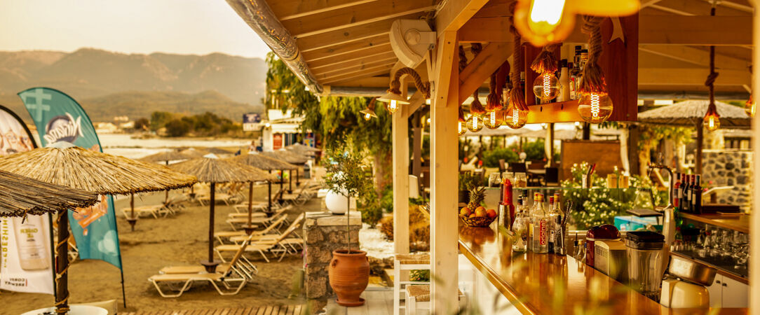 Robolla Beach Aparthotel ★★★★ - Séjour méditerranéen authentique sur la côte nord de Corfou. - Corfou, Grèce