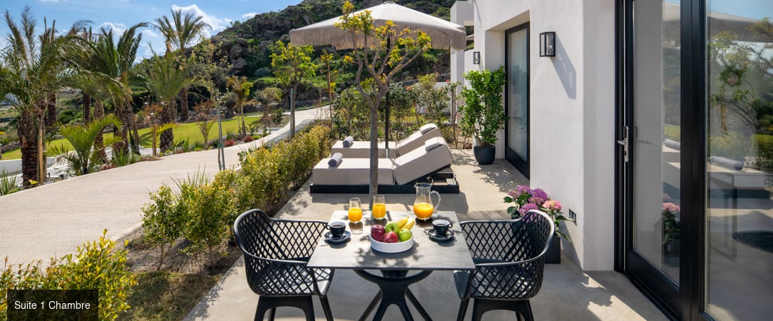 Palm Island Suites Santorini - Une oasis raffinée à Santorin, entre douceur de vivre et lumière grecque. - Santorin, Grèce