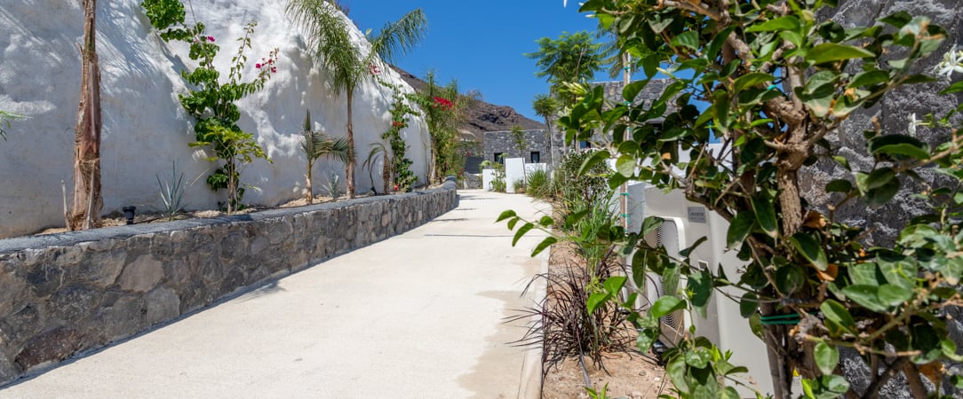 Palm Island Suites Santorini - Une oasis raffinée à Santorin, entre douceur de vivre et lumière grecque. - Santorin, Grèce