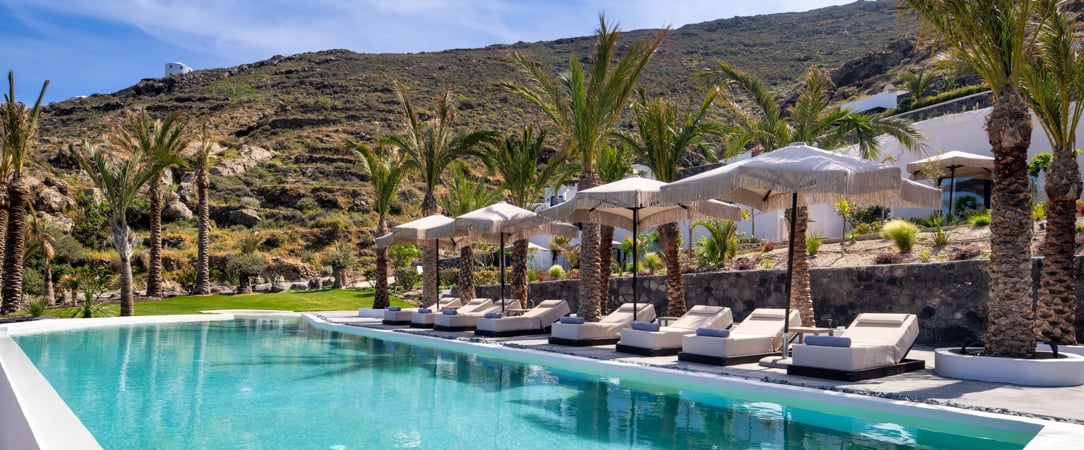 Palm Island Suites Santorini - Une oasis raffinée à Santorin, entre douceur de vivre et lumière grecque. - Santorin, Grèce