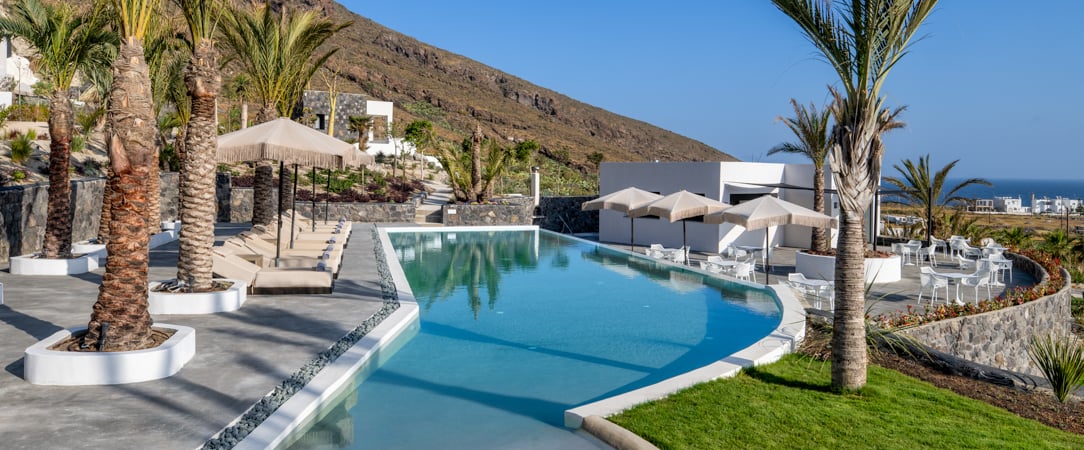 Palm Island Suites Santorini - Une oasis raffinée à Santorin, entre douceur de vivre et lumière grecque. - Santorin, Grèce