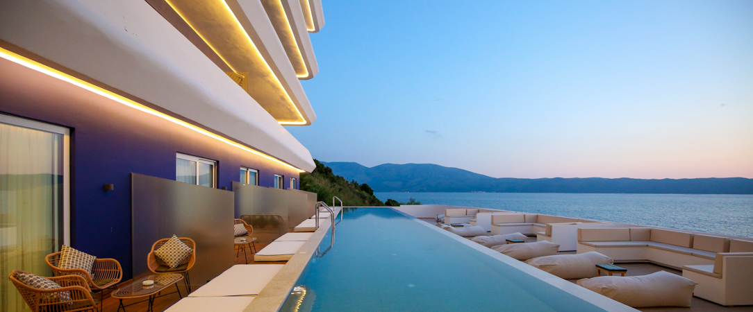 Regina Blu Hotel ★★★★★ - Écrin méditerranéen en surplomb de la mer Ionienne, sur la Riviera albanaise. - Vlora, Albanie
