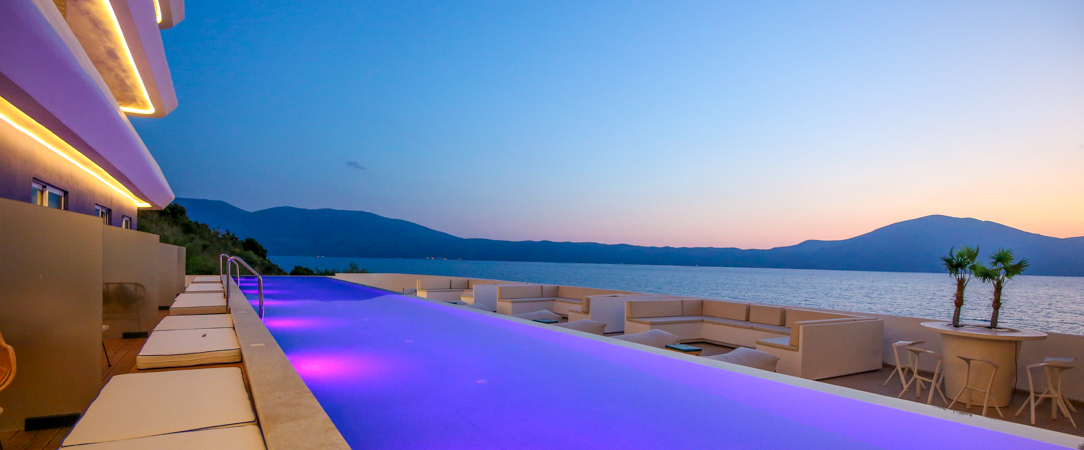 Regina Blu Hotel ★★★★★ - Écrin méditerranéen en surplomb de la mer Ionienne, sur la Riviera albanaise. - Vlora, Albanie