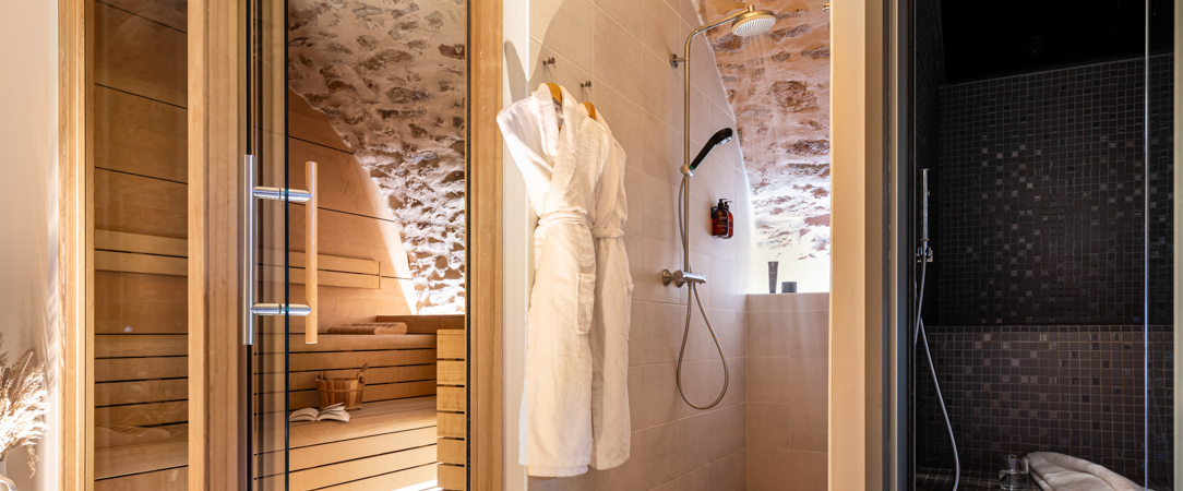 Hôtel Le Savigny & Spa - Une maison de charme au milieu des vignes du Beaujolais. - Blacé, France