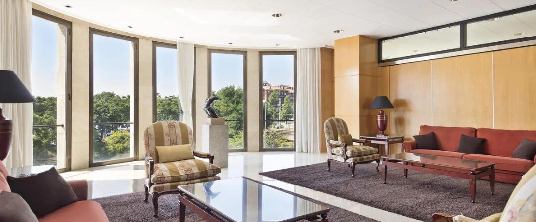 Best Western Premier CMC Girona ★★★★ - Discover Girona's heart: where comfort reigns. - Girona, Spain