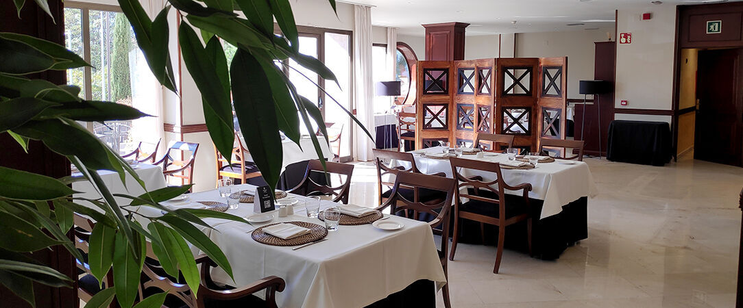 Best Western Premier CMC Girona ★★★★ - Discover Girona's heart: where comfort reigns. - Girona, Spain