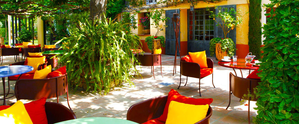 Hotel Sainte Valerie ★★★★ - Par Eve Jullien, correspondante de VeryChic - Juan Les Pins, France