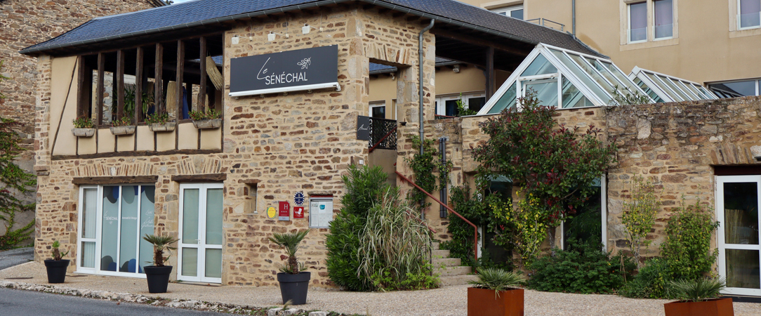 Le Sénéchal ★★★★ - Award-winning food and easy living in the Aveyron. - Aveyron, France