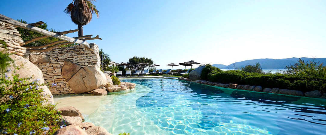 Hotel U Capu Biancu ★★★★ Dernière minute - Adresse pleine d’élégance au milieu de la nature corse. - Corse, France