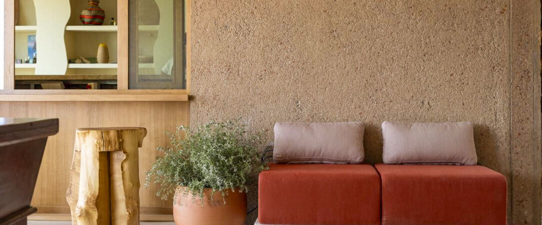 Hôtel Mylos – Cargèse ★★★★ - Une adresse cosy en Corse pour un éveil des sens avec vue mer à l’ombre des pins. - Cargèse, France