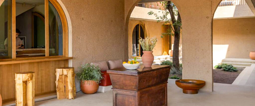 Hôtel Mylos – Cargèse ★★★★ - Une adresse cosy en Corse pour un éveil des sens avec vue mer à l’ombre des pins. - Cargèse, France