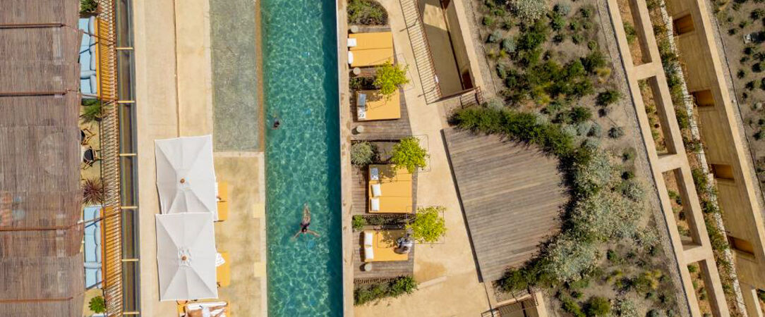 Hôtel Mylos – Cargèse ★★★★ - Une adresse cosy en Corse pour un éveil des sens avec vue mer à l’ombre des pins. - Cargèse, France