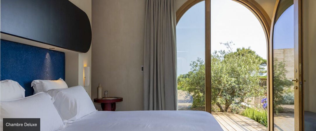 Hôtel Mylos – Cargèse ★★★★ - Une adresse cosy en Corse pour un éveil des sens avec vue mer à l’ombre des pins. - Corse, France