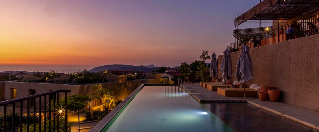 Hôtel Mylos – Cargèse ★★★★ - Une adresse cosy en Corse pour un éveil des sens avec vue mer à l’ombre des pins. - Corse, France