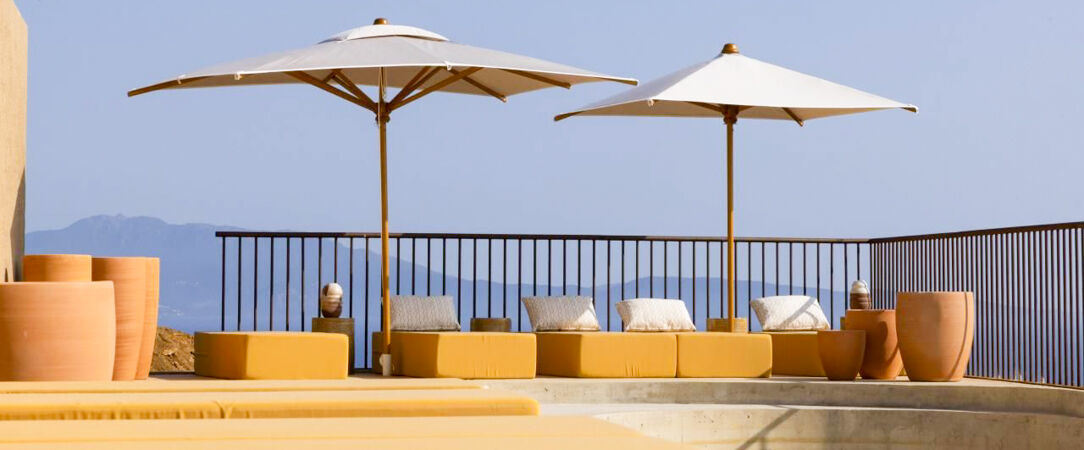 Hôtel Mylos – Cargèse ★★★★ - Une adresse cosy en Corse pour un éveil des sens avec vue mer à l’ombre des pins. - Corse, France