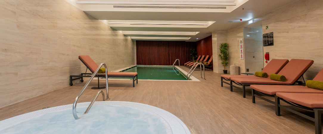 Cénica Porto Hotel – Curio Collection by Hilton ★★★★★ - Une adresse chic et contemporaine signée Hilton au cœur vibrant de Porto. - Porto, Portugal