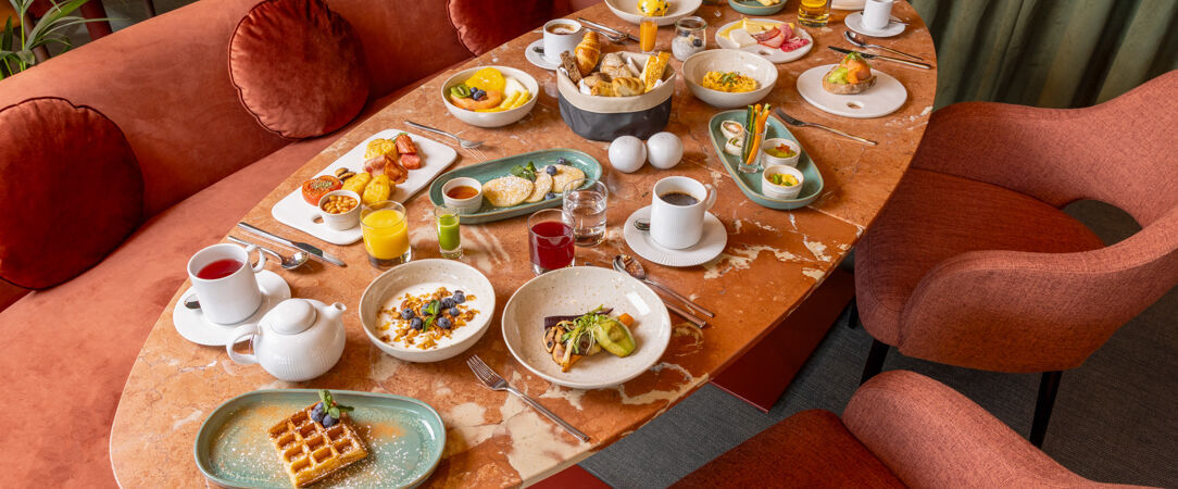 Cénica Porto Hotel – Curio Collection by Hilton ★★★★★ - Une adresse chic et contemporaine signée Hilton au cœur vibrant de Porto. - Porto, Portugal