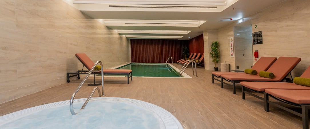 Cénica Porto Hotel – Curio Collection by Hilton ★★★★★ - Une adresse chic et contemporaine signée Hilton au cœur vibrant de Porto. - Porto, Portugal