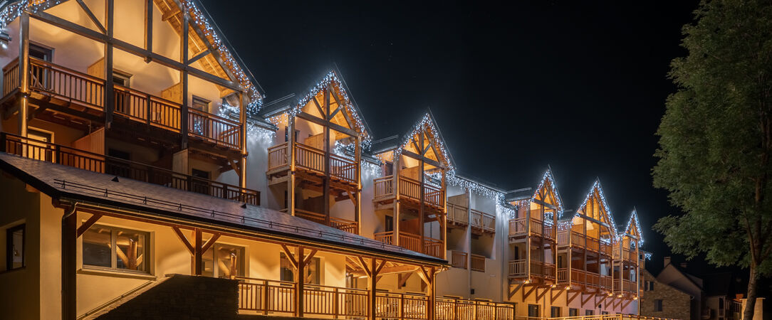 Mercure Peyragudes Loudenvielle Pyrénées ★★★★ - Immersion montagnarde et expérience authentique dans un chalet au cœur de la vallée du Louron dans les Pyrénées. - Hautes-Pyrénées, France