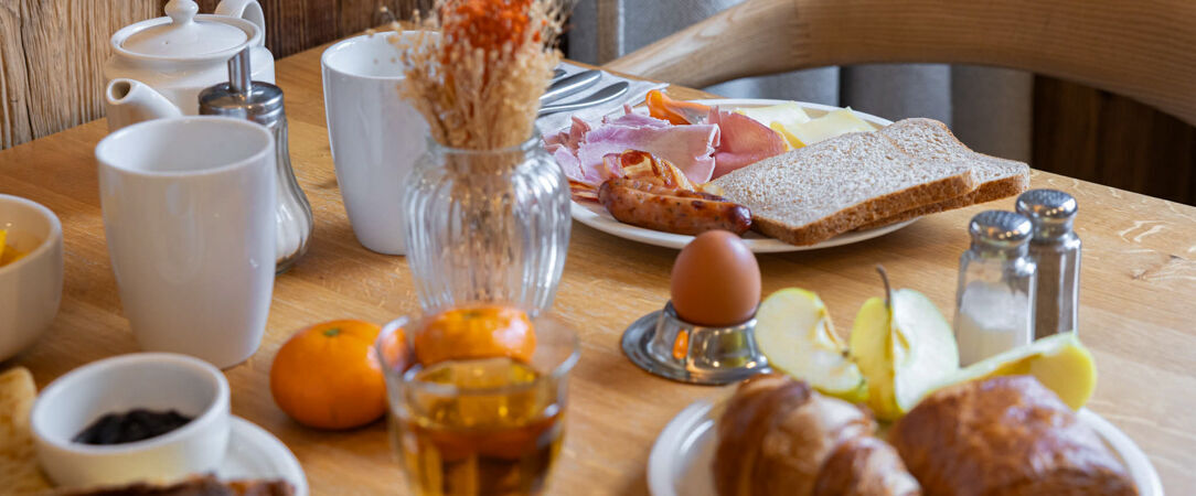 Mercure Peyragudes Loudenvielle Pyrénées ★★★★ - Immersion montagnarde et expérience authentique dans un chalet au cœur de la vallée du Louron dans les Pyrénées. - Hautes-Pyrénées, France