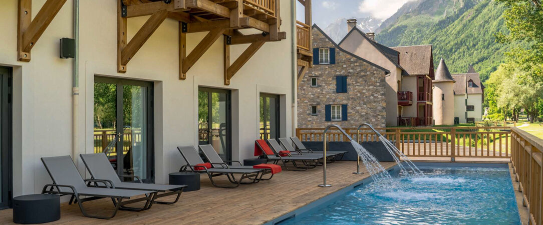 Mercure Peyragudes Loudenvielle Pyrénées ★★★★ - Immersion montagnarde et expérience authentique dans un chalet au cœur de la vallée du Louron dans les Pyrénées. - Hautes-Pyrénées, France