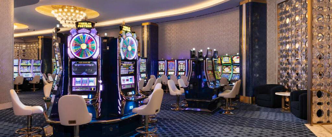 Fontainebleau Las Vegas ★★★★★ - Un immense hôtel luxueux, élégant et voluptueux pour un séjour mémorable à Las Vegas. - Las Vegas, États-Unis
