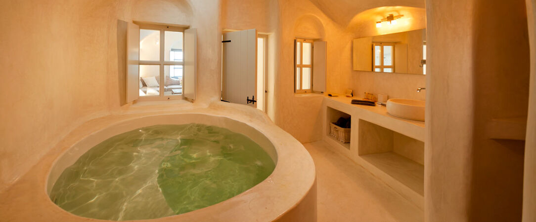 Kapari Natural Resort ★★★★★ - Écrin de luxe et charme blanc des Cyclades au bord de l’extraordinaire caldera de Santorin. - Imerovigli, Grèce