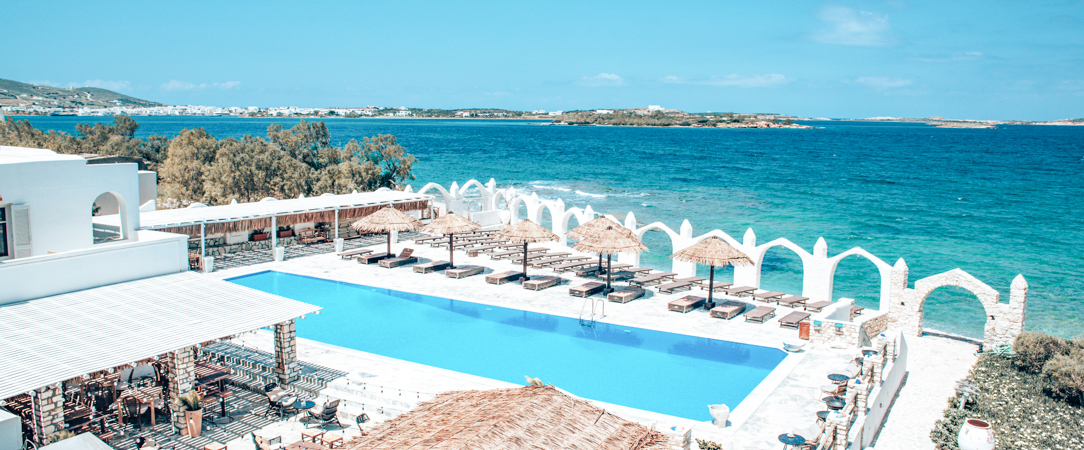 Paros Holiday Sun Hotel ★★★★ - Rêve blanc et bleu, confort parfait sous la douceur du soleil des Cyclades à Paros. - Île de Paros, Grèce