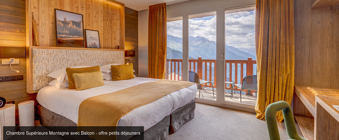 ILY Hotels & Spa à La Rosière ★★★★- Dernière minute - Toute l’élégance d’un chalet alpin ouvert sur la nature estivale. - Savoie, France