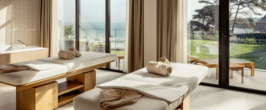 Émeria Dinard Hôtel Thalasso & Spa ★★★★ - Un havre de bien-être et d’élégance face à la baie de Saint-Malo. - Dinard, France