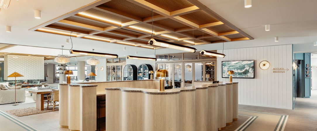 Émeria Dinard Hôtel Thalasso & Spa ★★★★ - Un havre de bien-être et d’élégance face à la baie de Saint-Malo. - Dinard, France