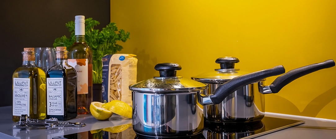 Staycity Aparthotels Dublin City Quay ★★★★ - Une adresse moderne et cosy au bord des quais, parfaite pour découvrir Dublin. - Dublin, Irlande