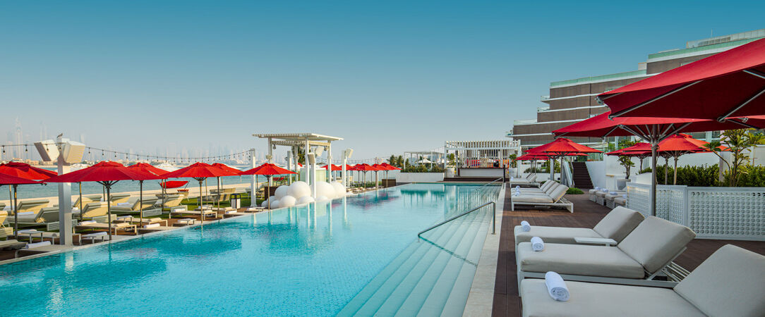 Th8 Palm Dubaï Beach Resort ★★★★★, Vignette Collection par IHG - Luxe contemporain & ambiance balnéaire sur la Palm Jumeirah : une adresse d’exception à Dubaï. - Dubai, United Arab Emirates