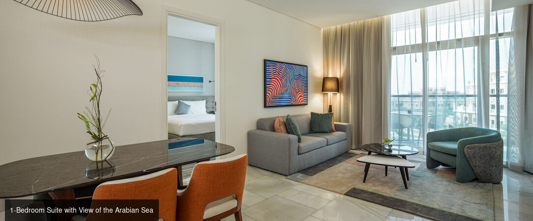 Th8 Palm Dubaï Beach Resort ★★★★★, Vignette Collection par IHG - Luxe contemporain & ambiance balnéaire sur la Palm Jumeirah : une adresse d’exception à Dubaï. - Dubai, United Arab Emirates