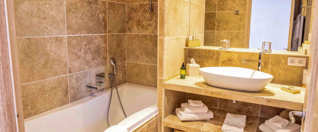 Domaine Ribiera Spa & Golf ★★★★★ - Dernière minute - Luxueuse escapade ensoleillée entre golf et bien-être sous le soleil du Lubéron. - Luberon, France